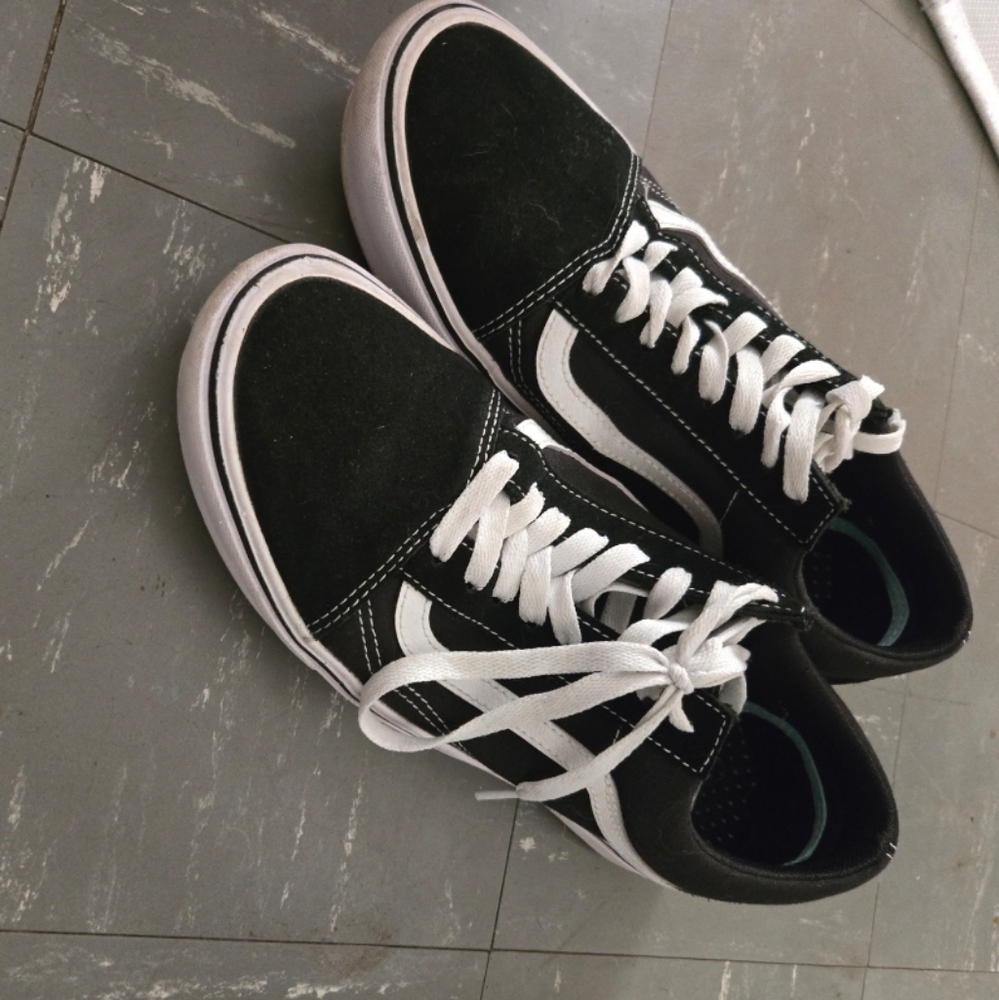 Vans Black and White Men's Sneakers
